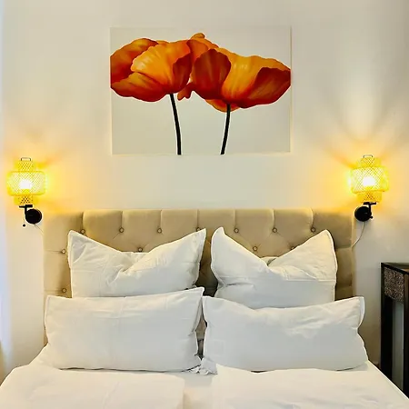 Aycatcherhomes - Orion I Old Town I 2 Guests * Marburg
