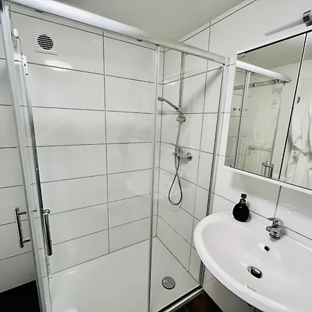 Aycatcherhomes - Orion Boutique Pt Apt Old Town Marburg Lejlighed